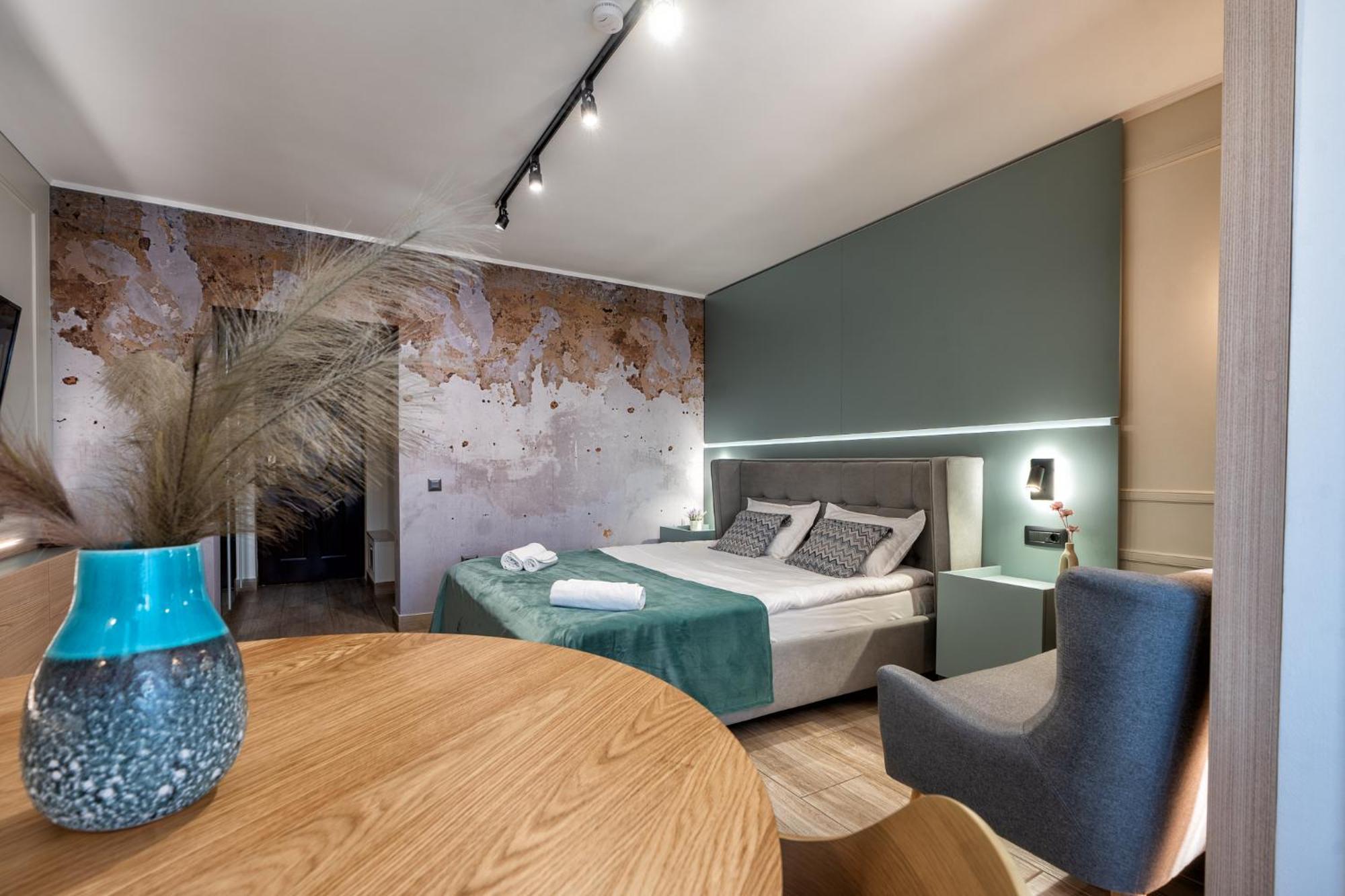 Marcos Studio Nice And Cozy Pitesti Bagian luar foto