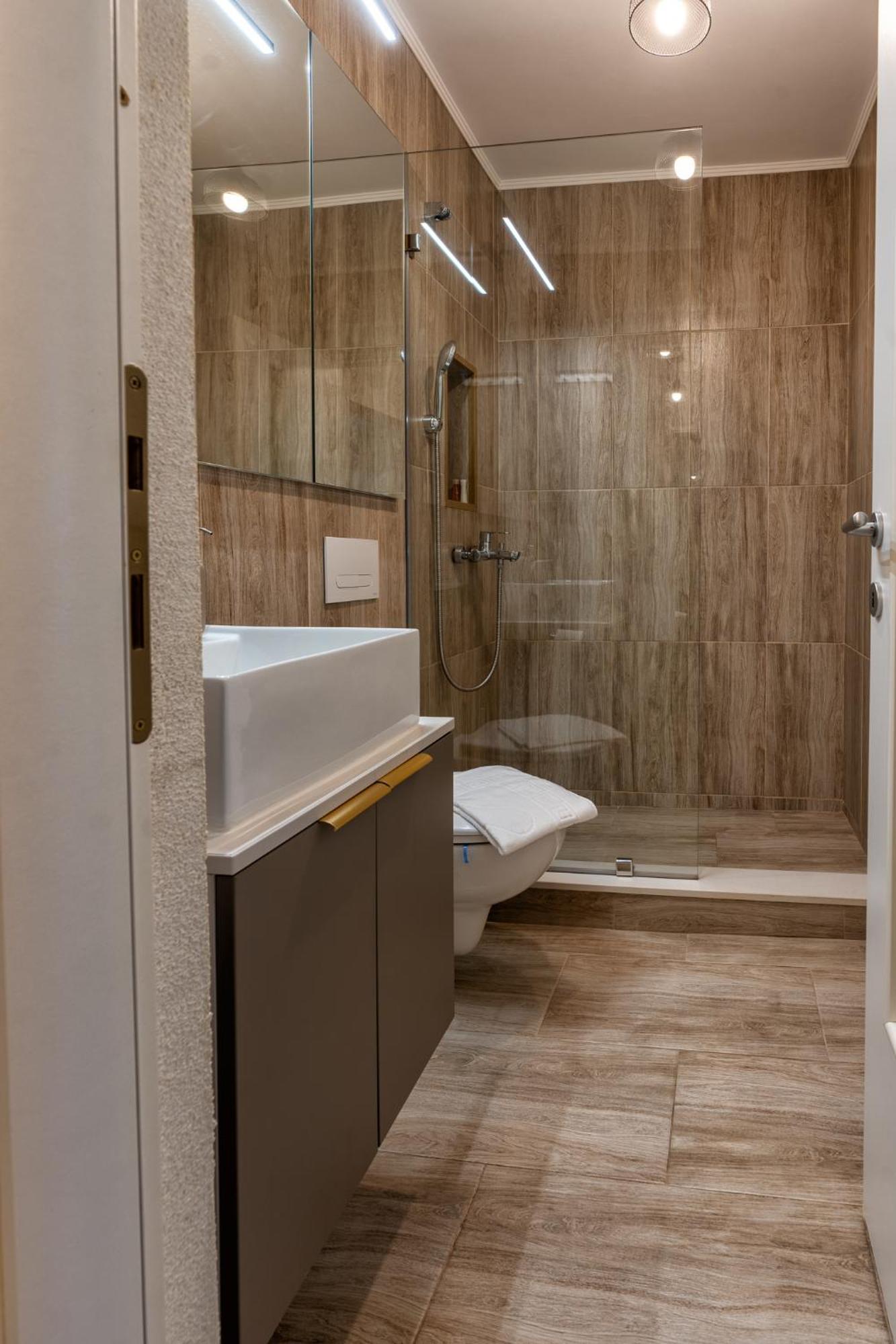 Marcos Studio Nice And Cozy Pitesti Bagian luar foto